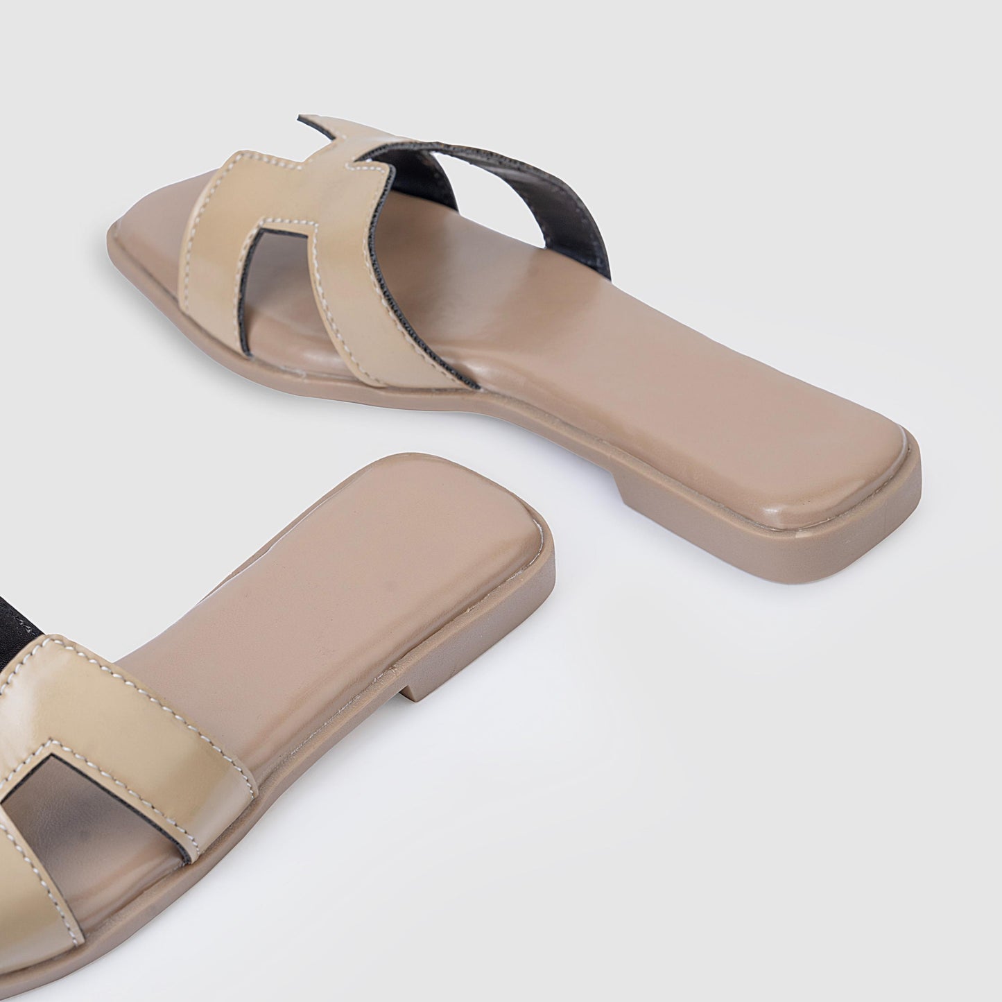 Flats | Camilla Beige