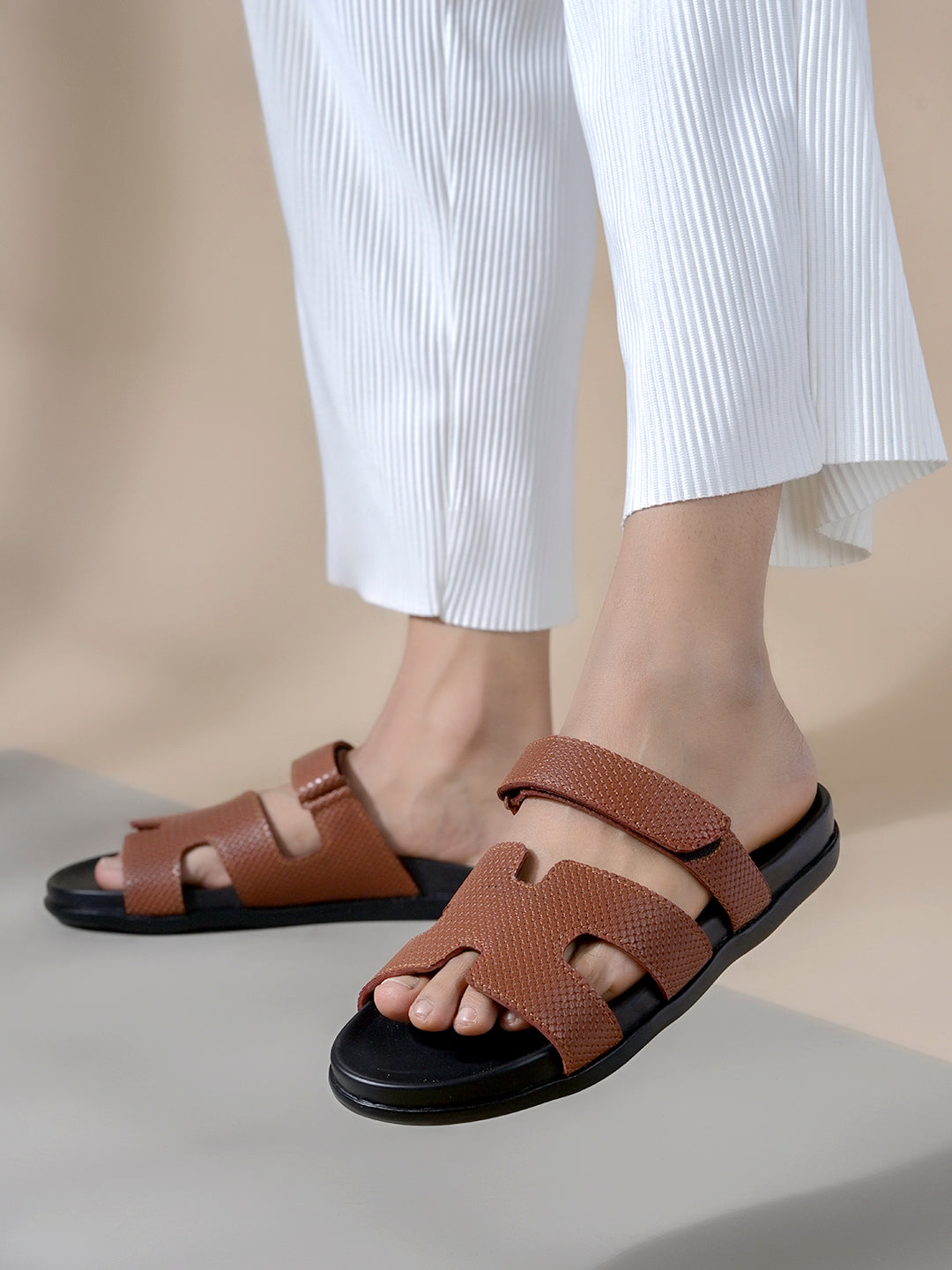 Slider Men | Adelin Tan