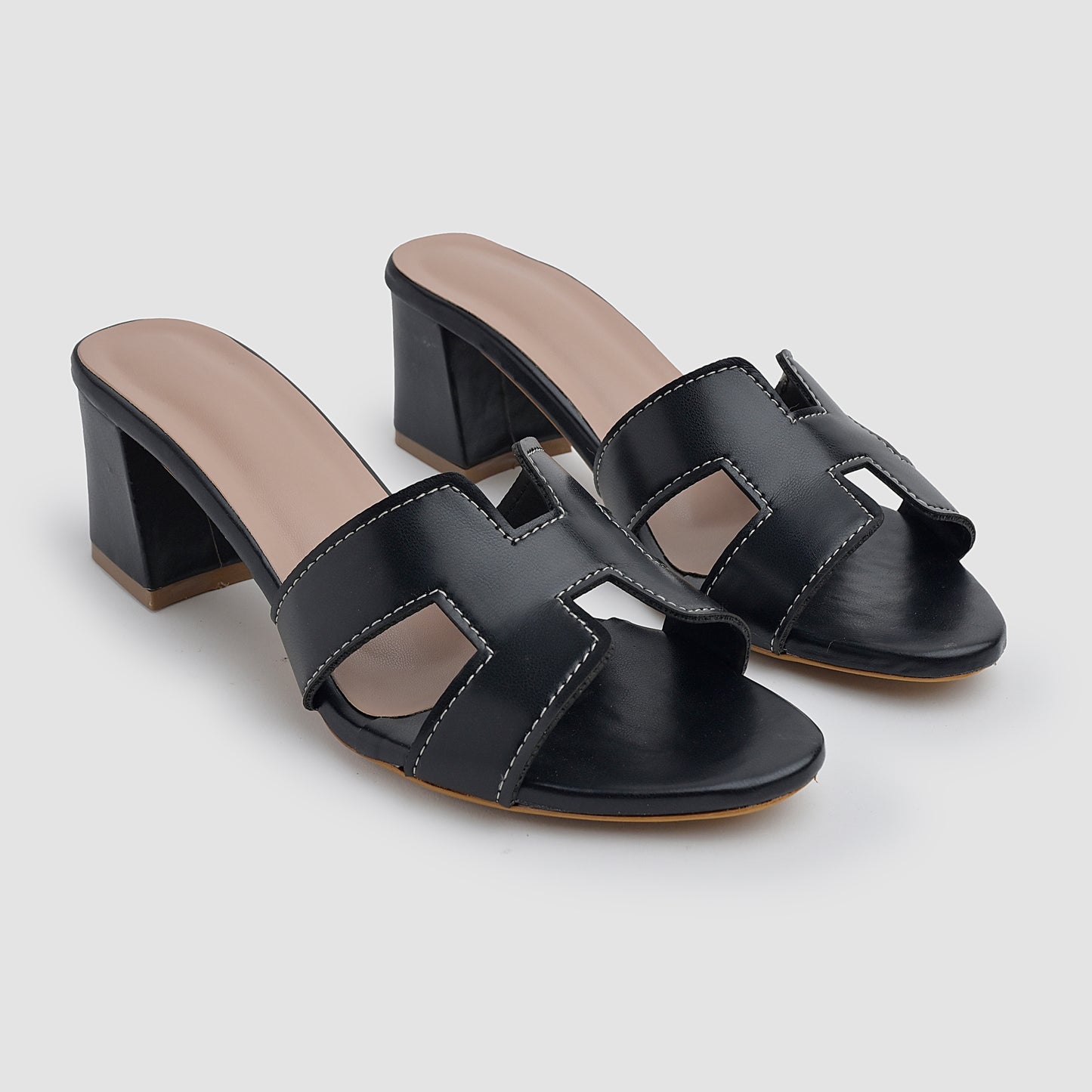 Heel | Isabella Black