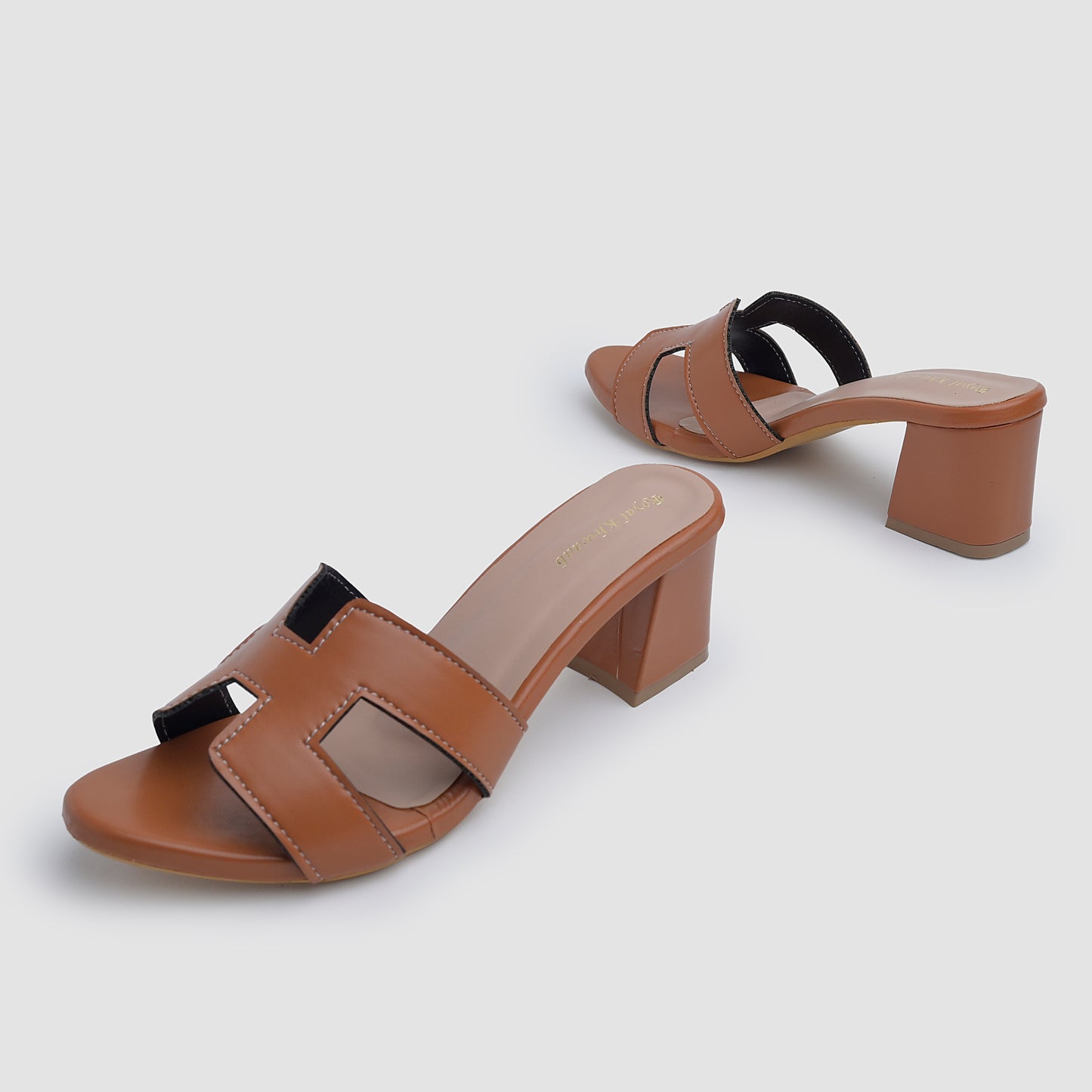 Heel | Isabella Tan