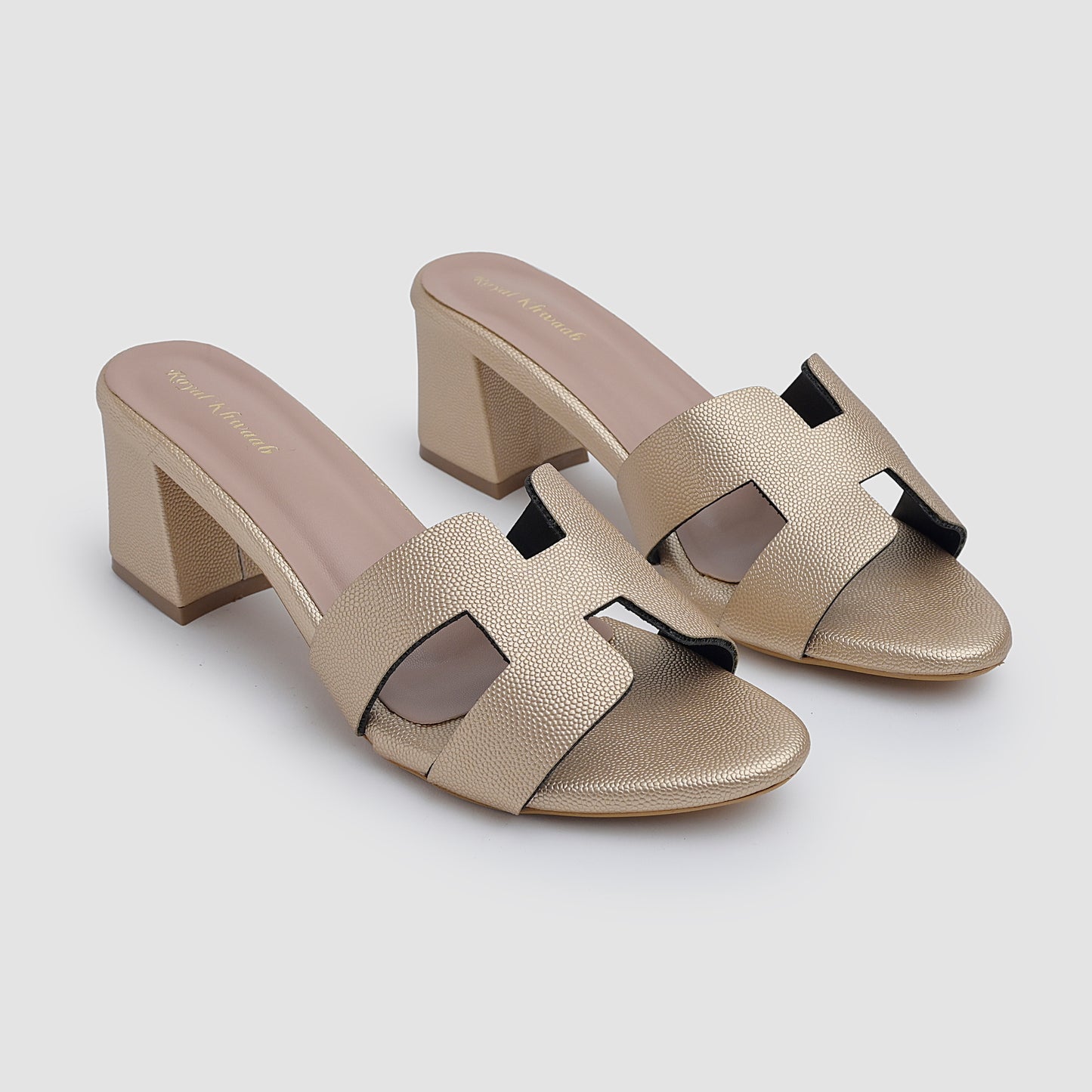 Heel | Alice Golden