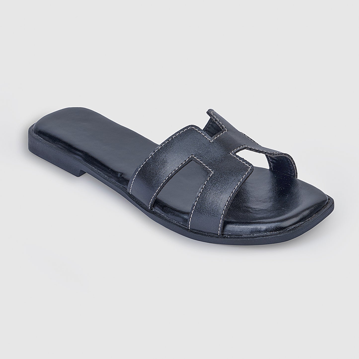 Flats | Camilla Black