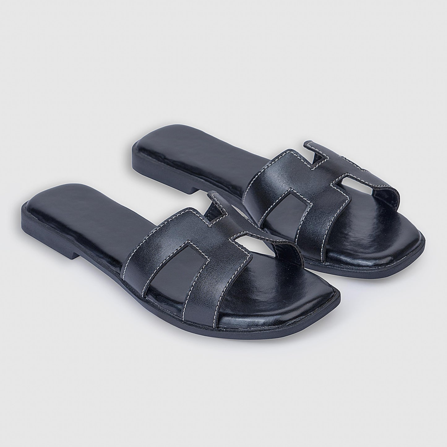 Flats | Camilla Black