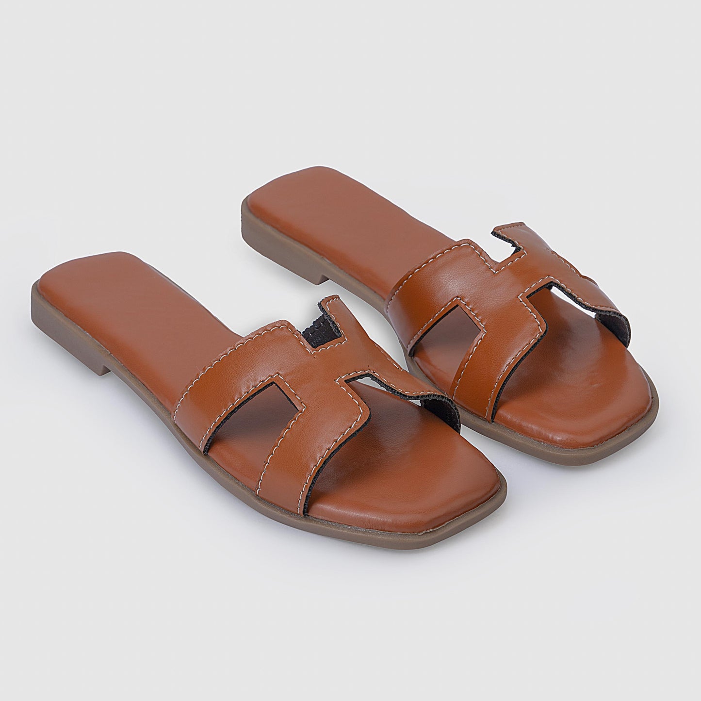 Flats | Camilla Tan