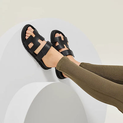 Slider | Clarisa Black